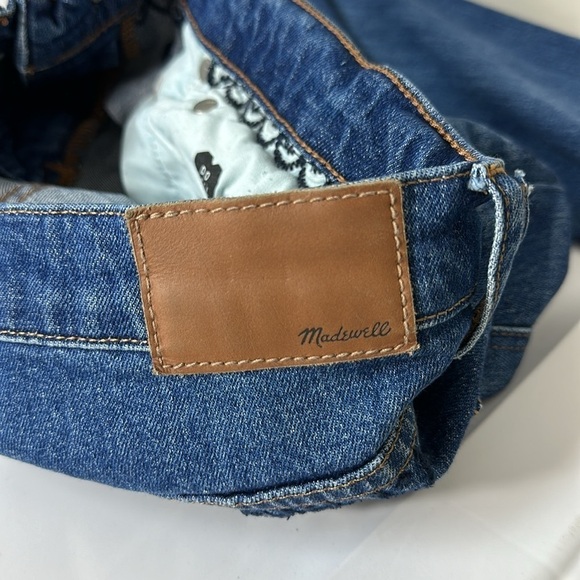 Madewell The High-Rise Slim Boyjean: Beaded Edition 28 - Picture 7 of 9